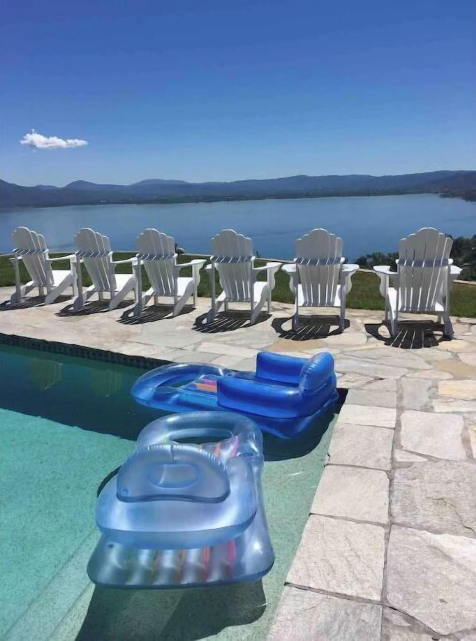 Front row stadium seating!!