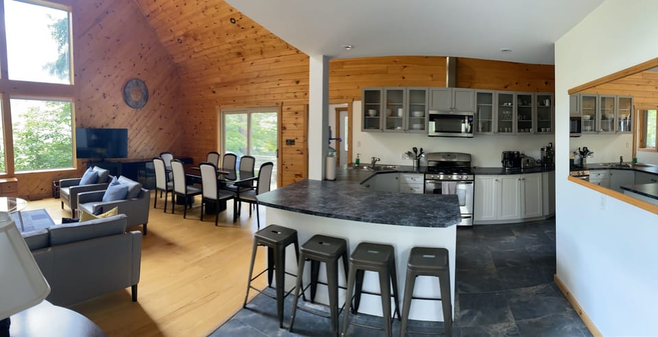 Kitchen and dining area