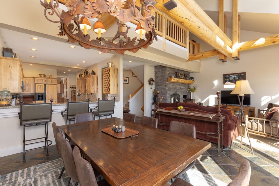 Serve up a delicious dinner | Main Level