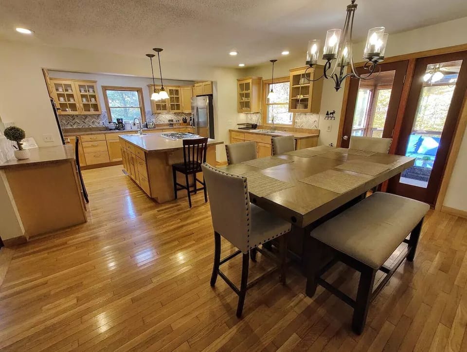 Fully stocked Kitchen and dining room