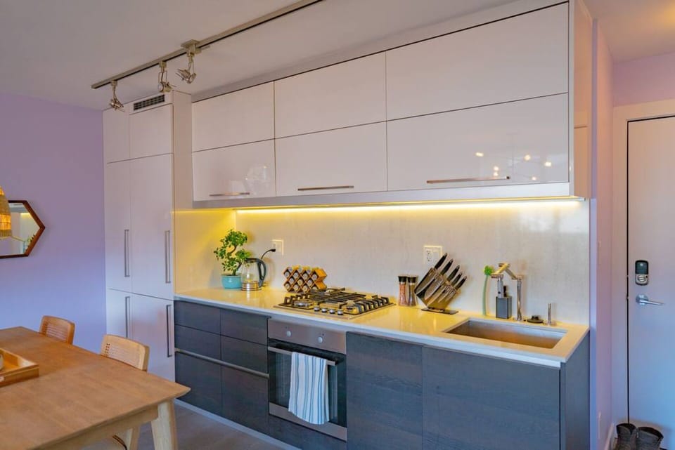 Modern kitchen!