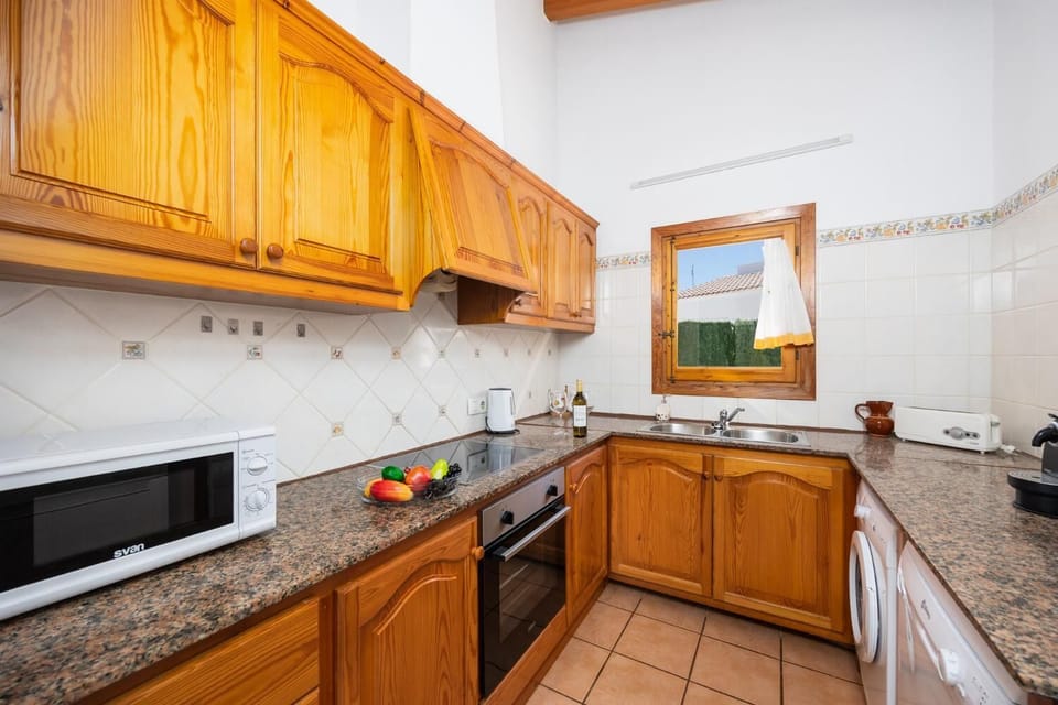 Equipped kitchen
