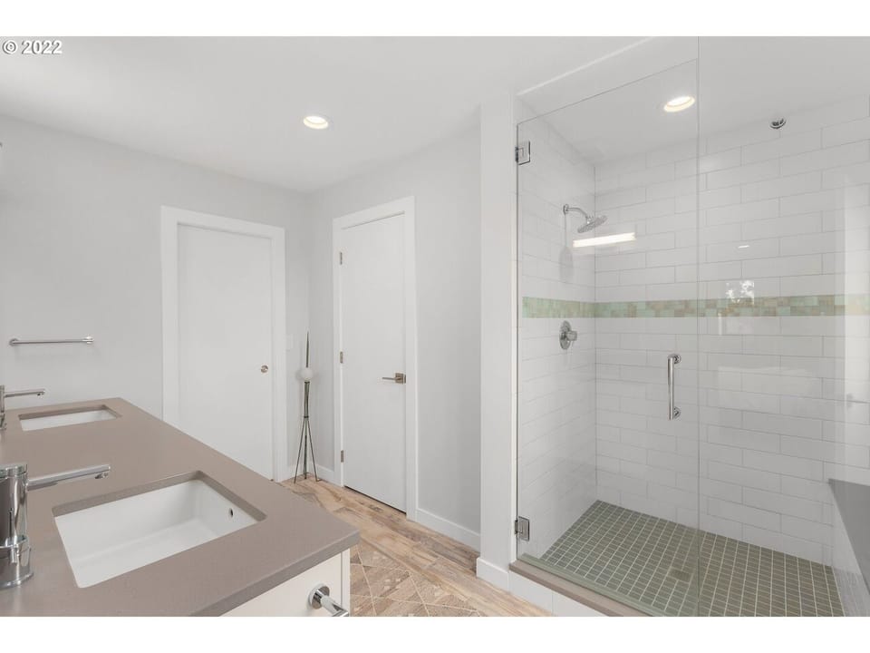 Master Bath Main floor