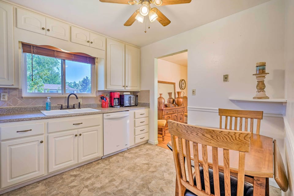 Kitchen | Drip Coffee Maker | Toaster Oven