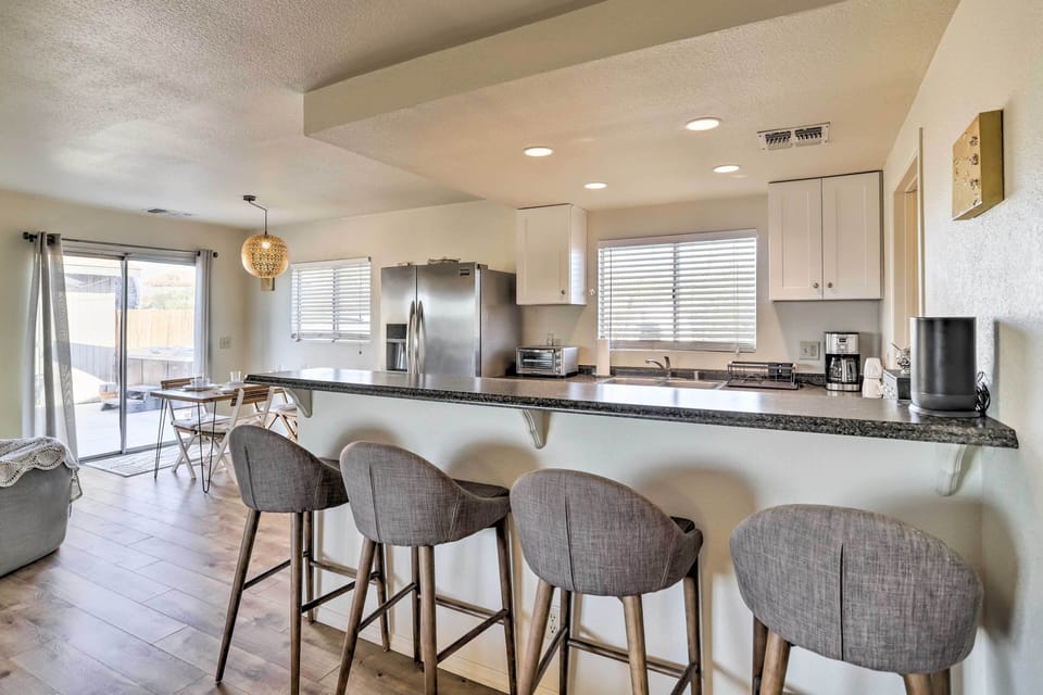 Kitchen | Cooking Basics | Dishwasher | Coffee Maker & Grinder