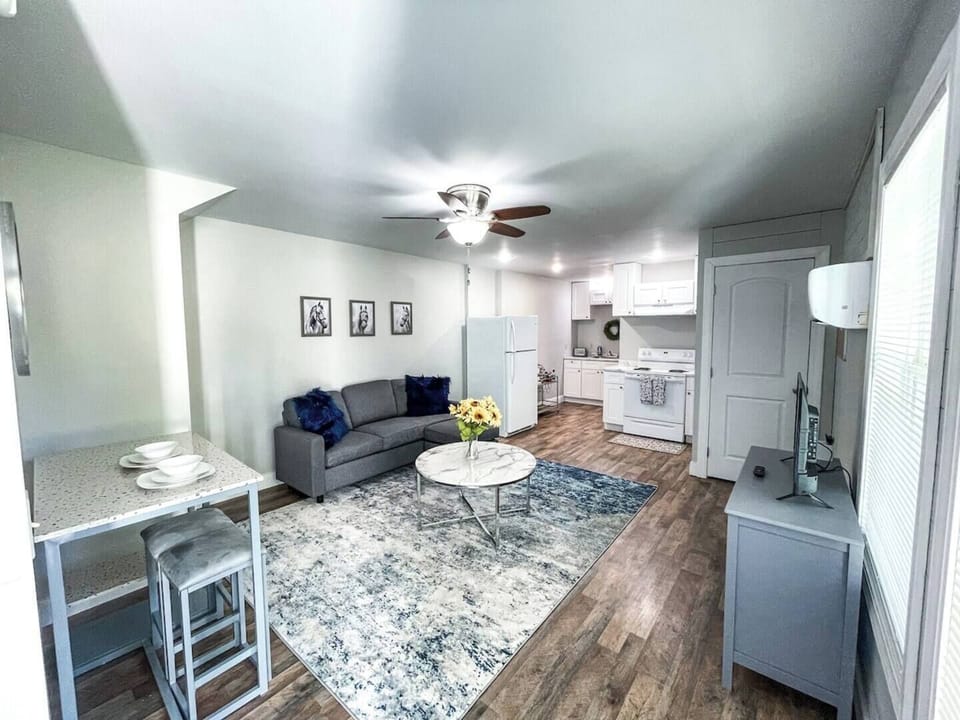 Entry Way & Living Room