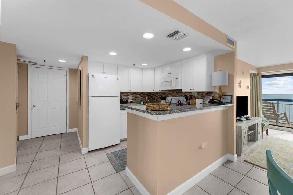 Whip up magic in this modern kitchen