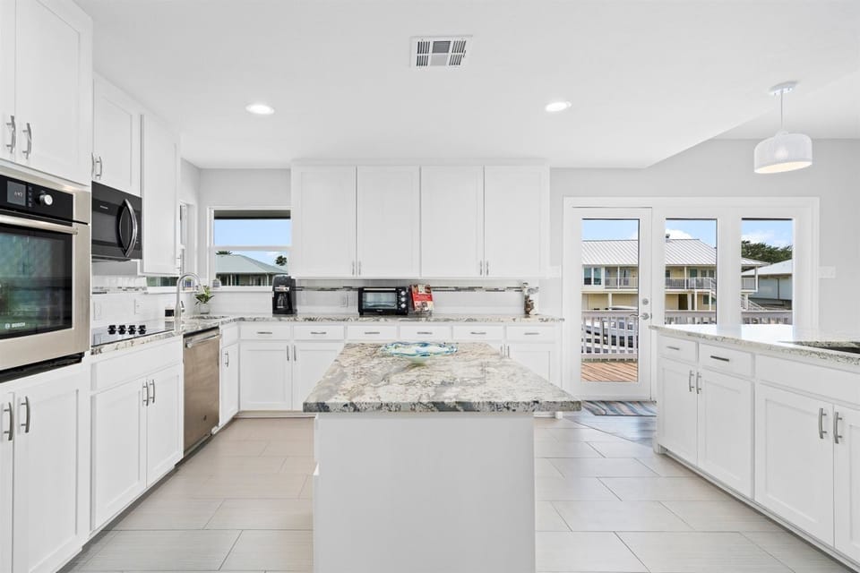 Kitchen, Upstairs