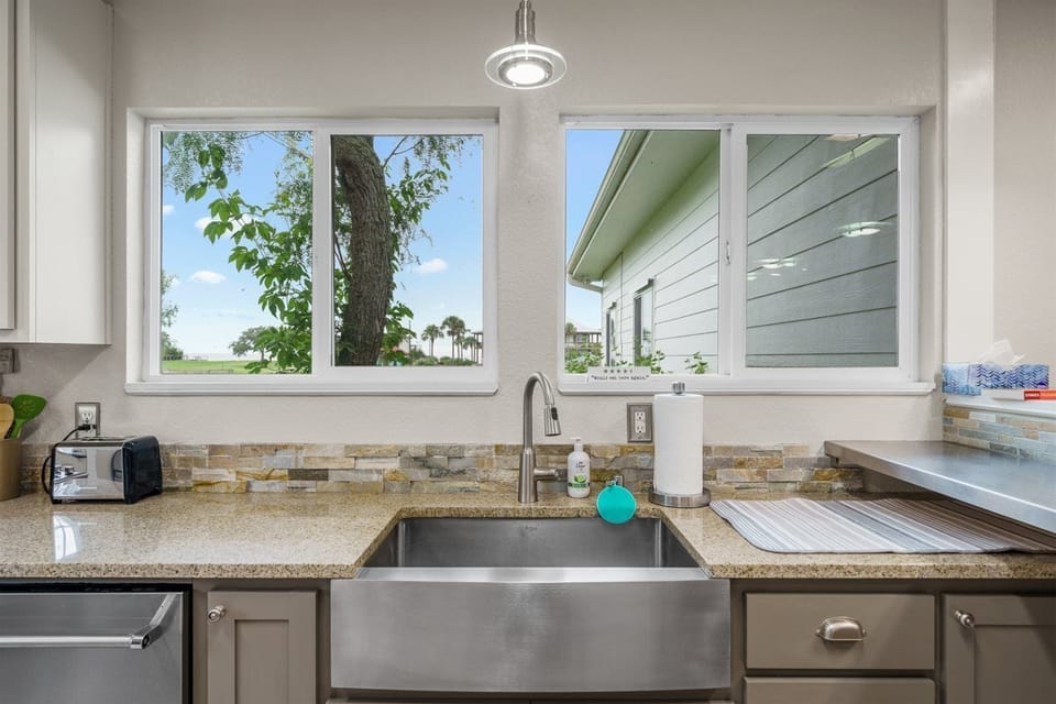 Kitchen Sink