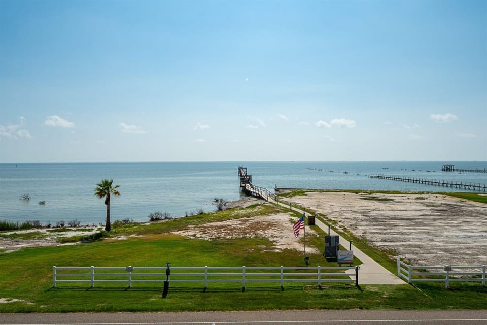 Laguna Reef Fishing Pier