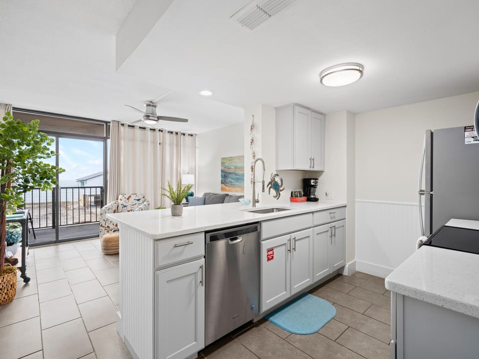 Full Kitchen