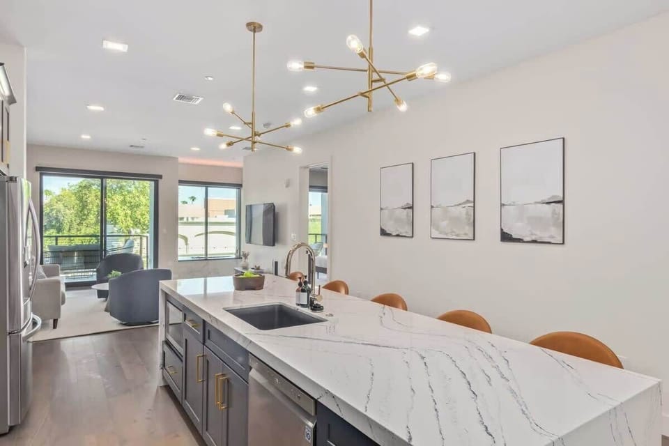 Custom Marble Island with Plenty of Seating