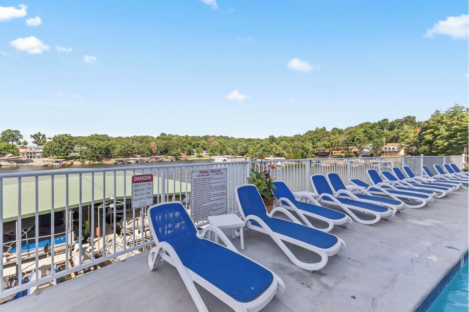 Pool lounge chairs