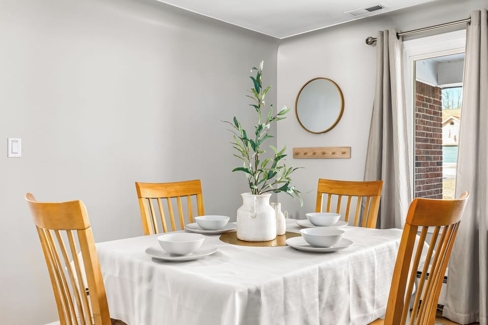 Dining area offers seating for 4