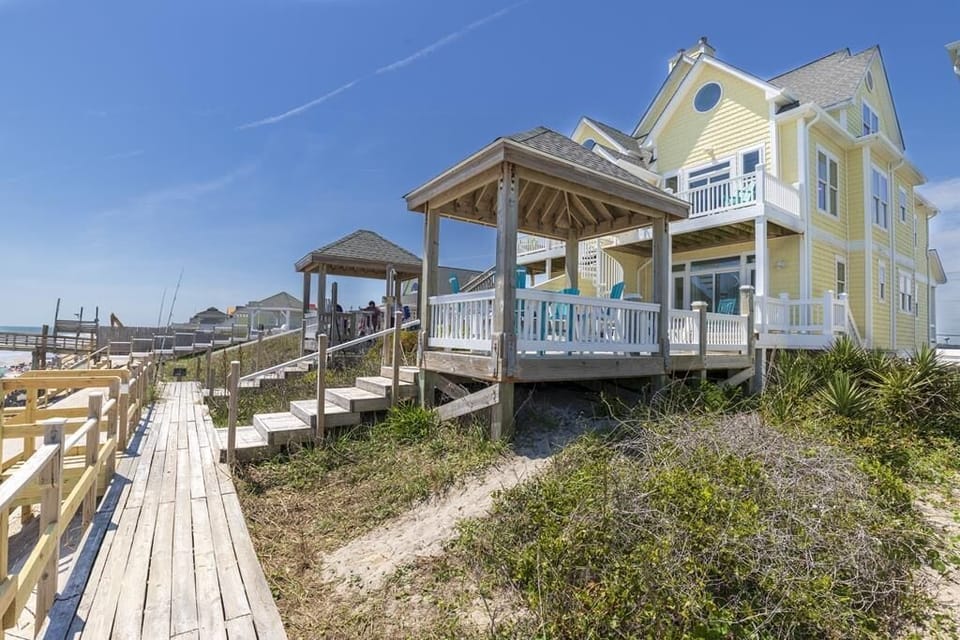 Sea Renity Now Oceanfront Exterior II