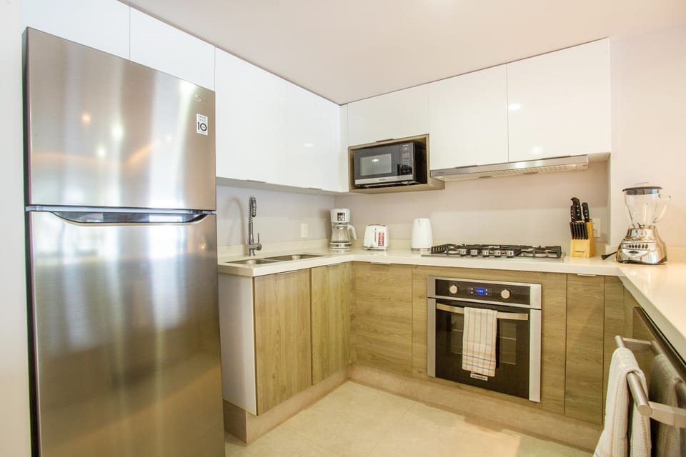 Fully-equipped kitchen