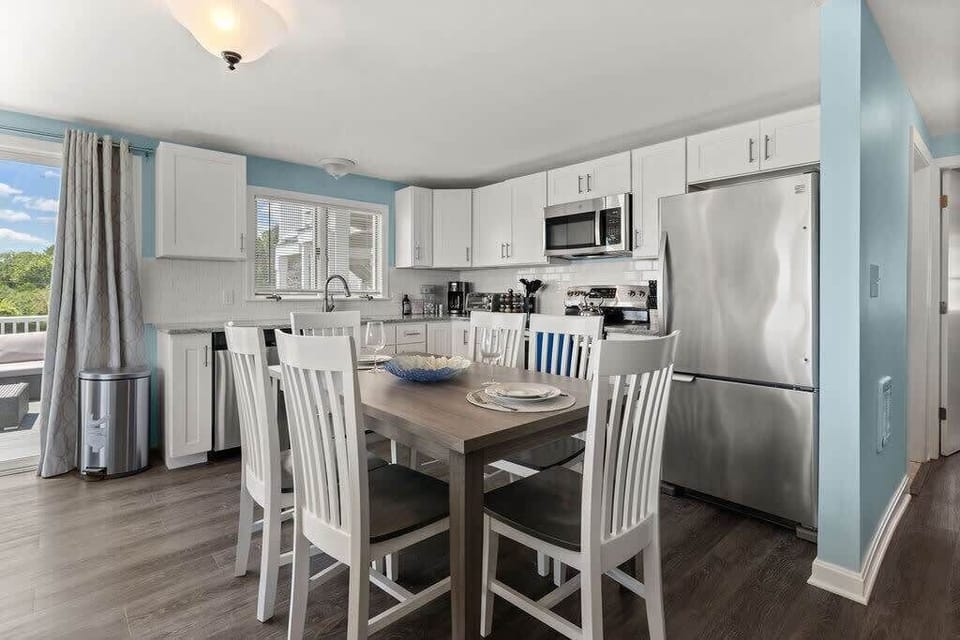 Fully-equipped kitchen