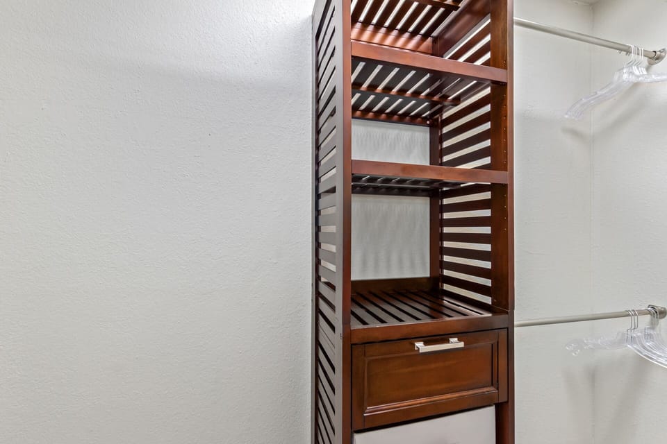 Inside closet bedroom#2