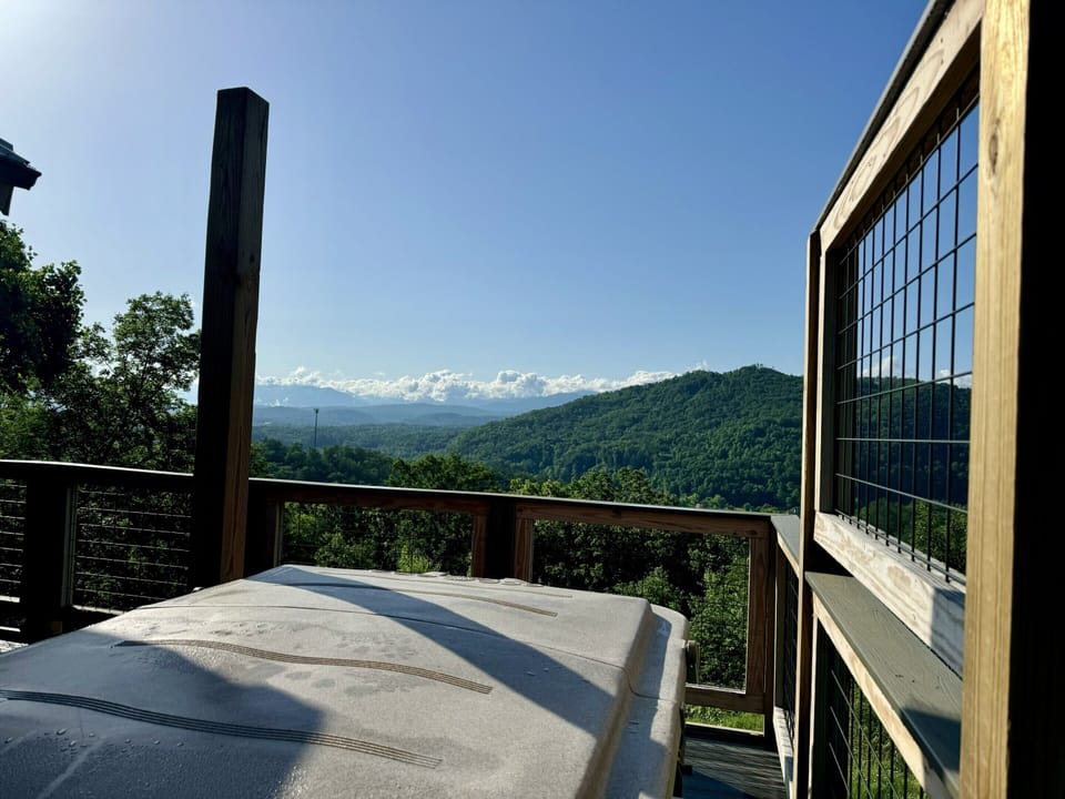 SUMMER HOT TUB VIEW