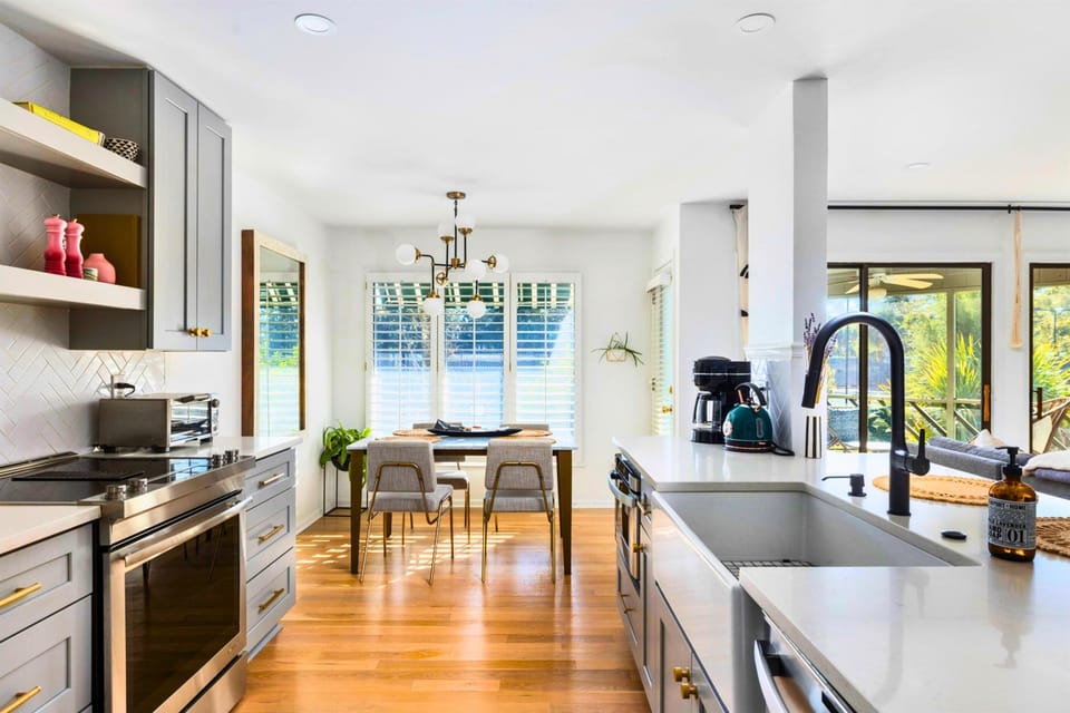 Renovated Kitchen - New Cabinets and Appliances