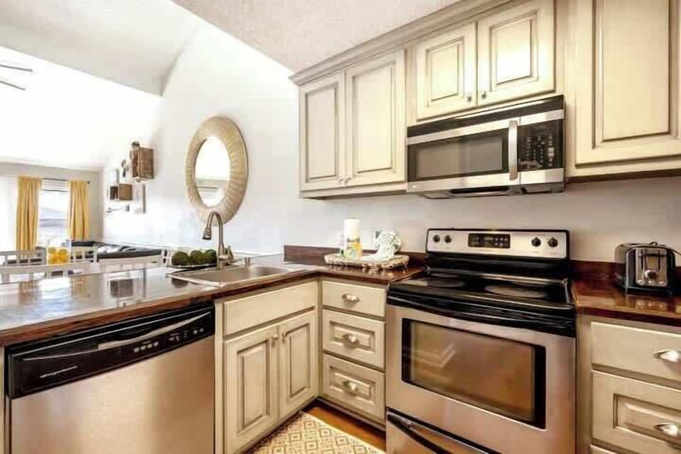 Even the cook in the family can indulge in our open-concept kitchen.