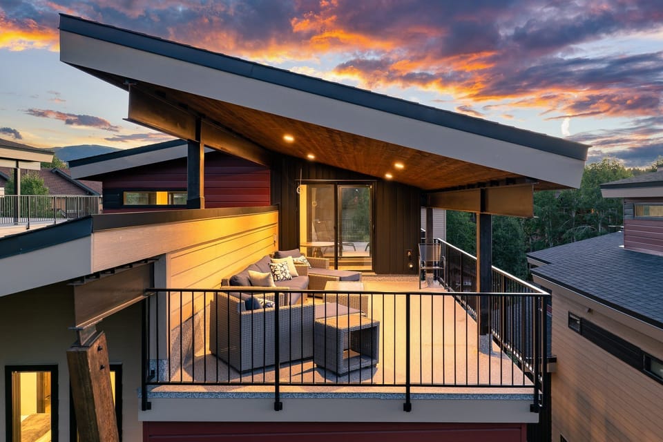 Rooftop Deck