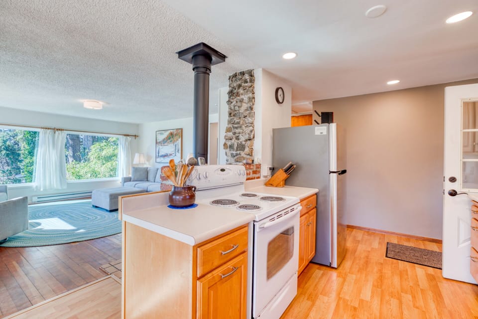 Floor 2 Kitchen Area with Appliances