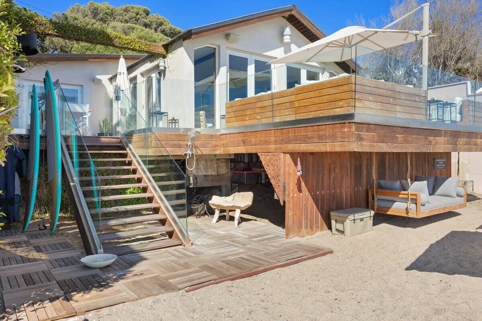 Rinse off after a beautiful day on the beach.