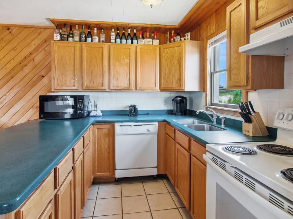 The Kitchen is perfect for whipping up a delicious meal to enjoy.