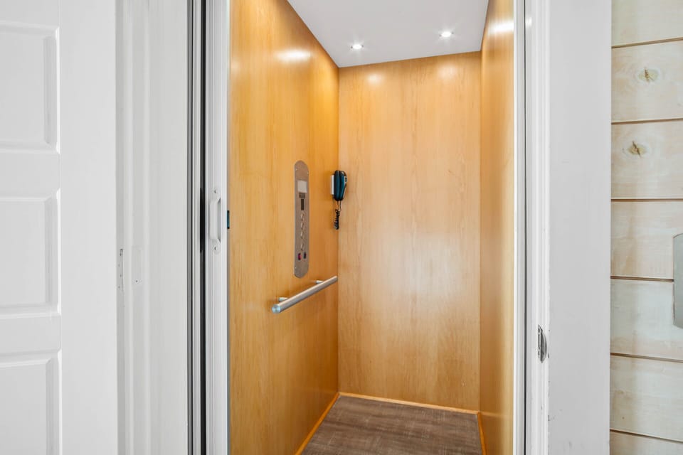 In-House Elevator