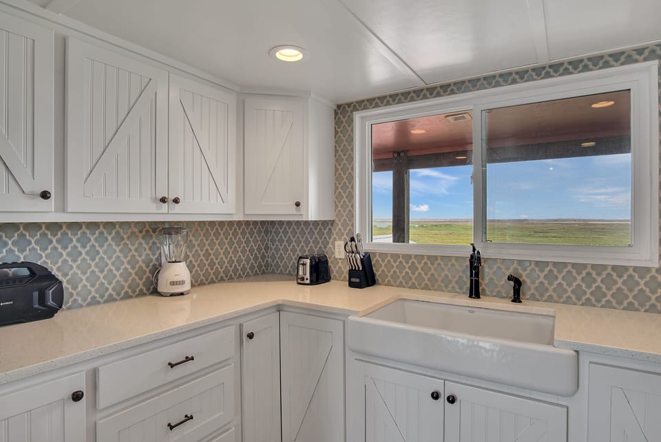 Enjoy the views while cooking!