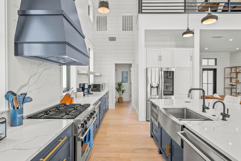 Full Kitchen