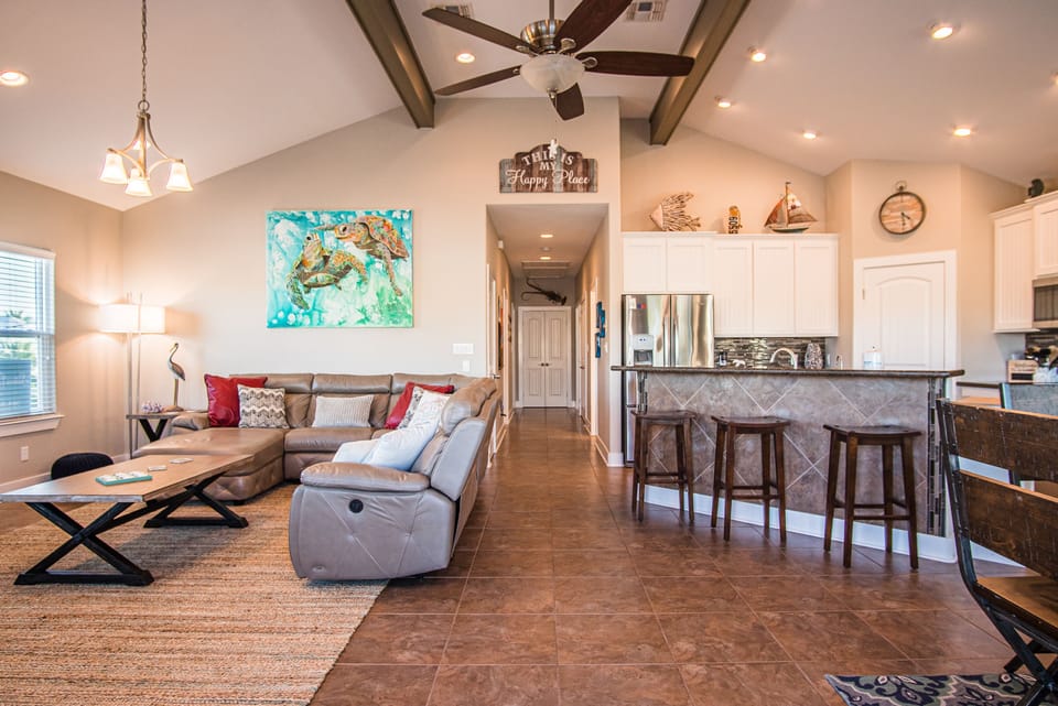 Additional Dining Space