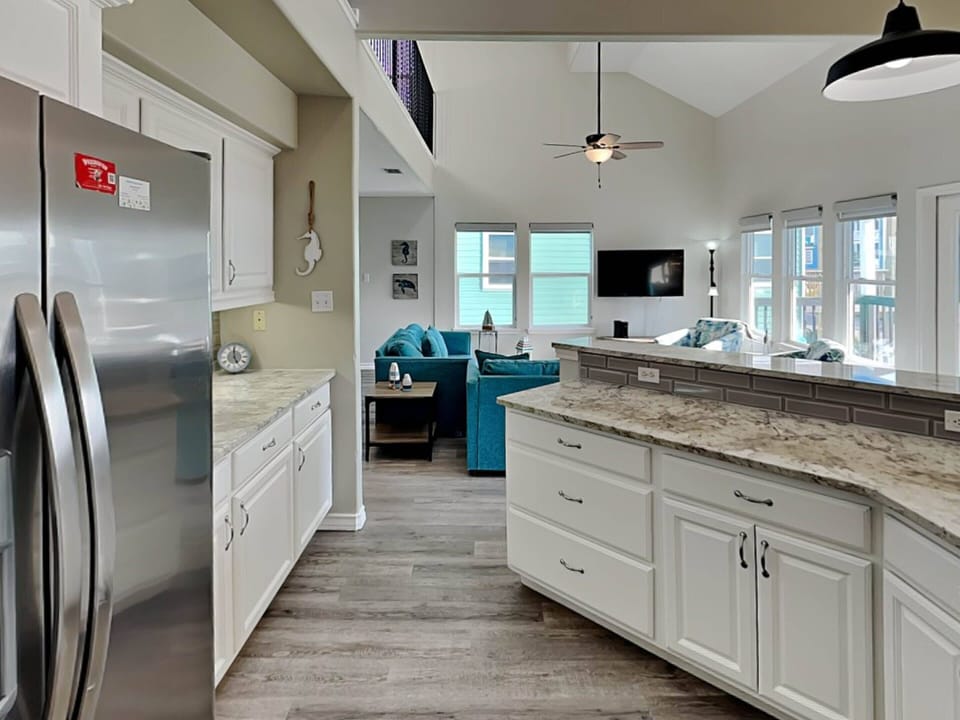 Full Kitchen - Second Floor