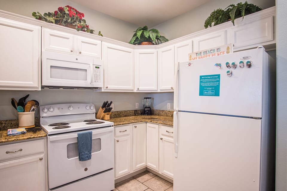 Full Kitchen