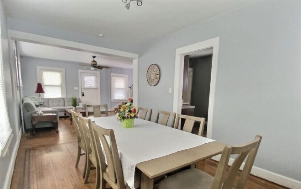 Dining room seats 8