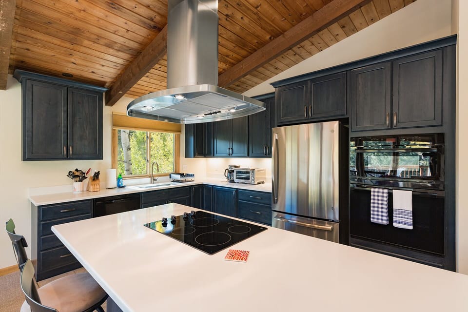Kitchen (Remodeled 2022)