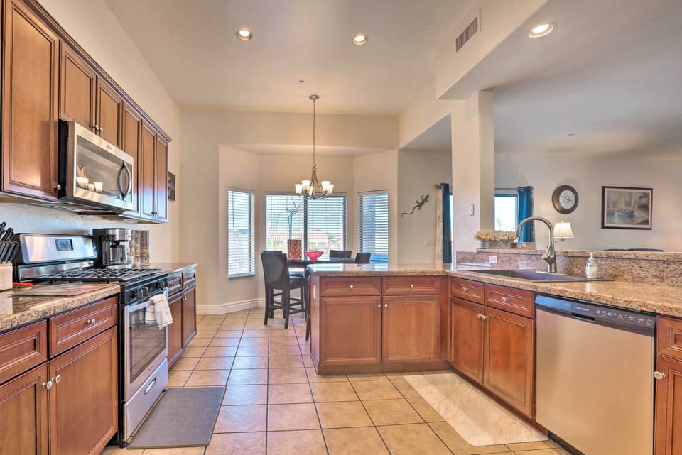 Kitchen | Pots & Pans | Spices | Dishware & Flatware | Ice Maker