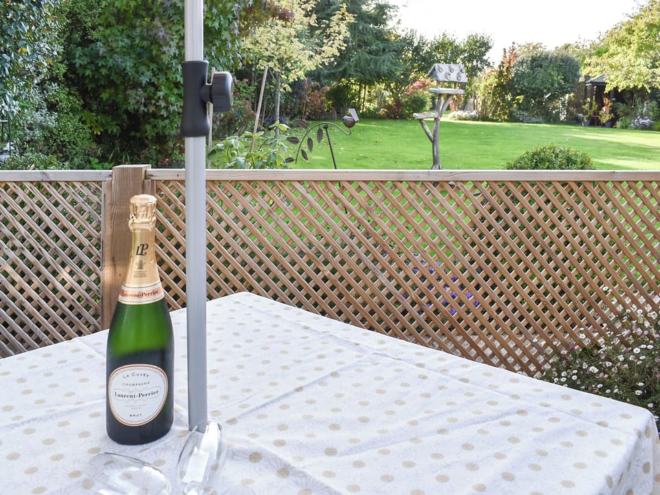 Patio | Pepper Pot, Milford on Sea