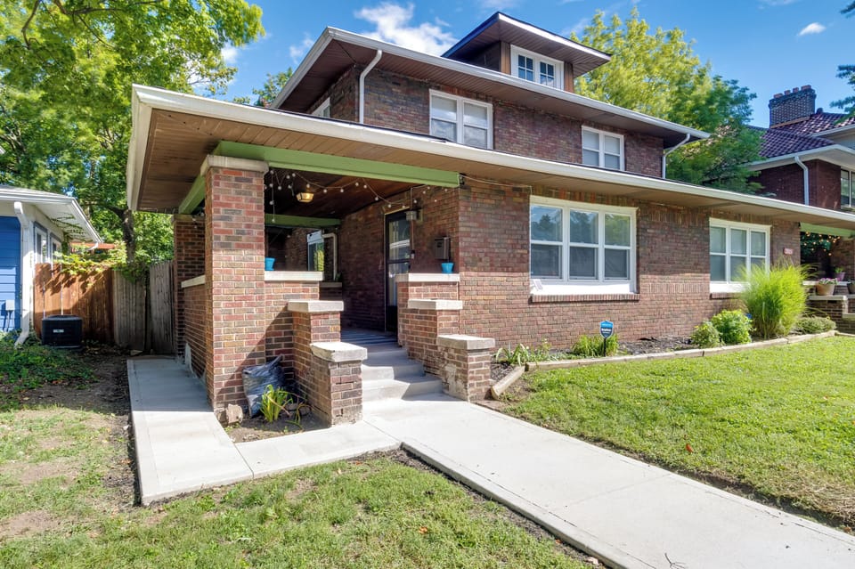 Indianapolis Vacation Rental | 3BR | 1.5BA | Steps Required | 1,666 Sq Ft