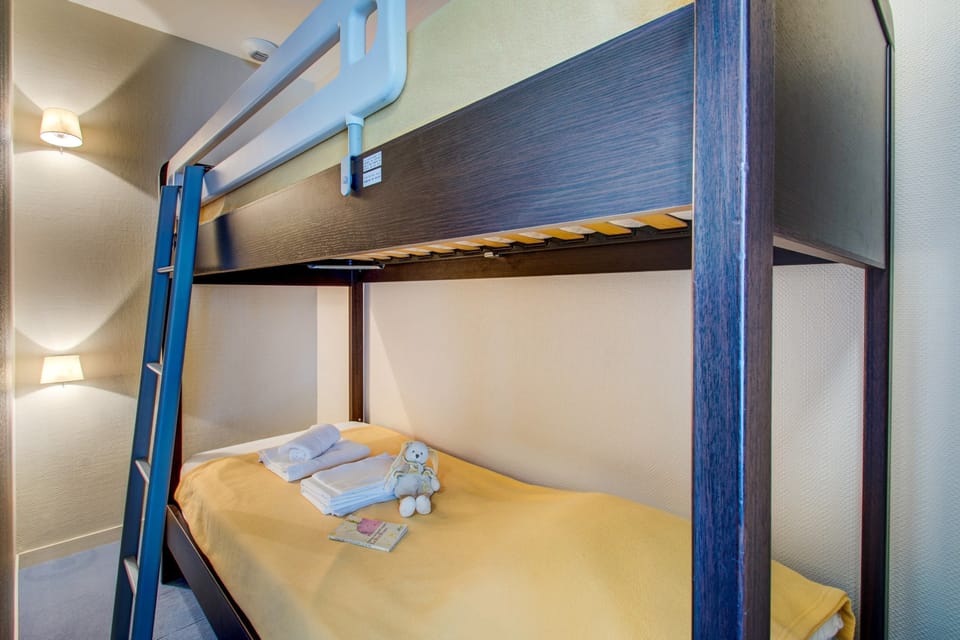 Lots of room for the kids in the bunk bed!