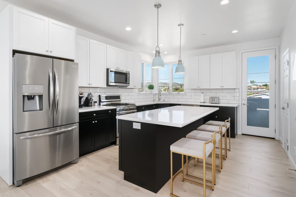 Custom Kitchen with Kitchen Aid Appliances