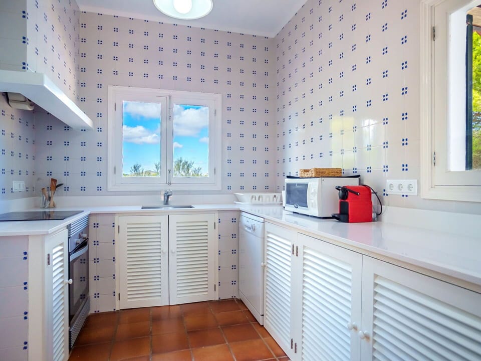 Cabinetry, Countertop, Property, Furniture, Azure, Kitchen, Drawer, Wood, Window, Purple