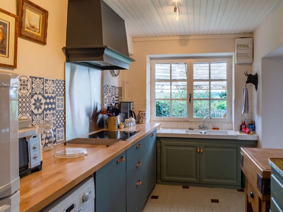 Cabinetry, Countertop, Furniture, Wood, Window, Kitchen Sink, Sink, Drawer, Interior Design, Kitchen