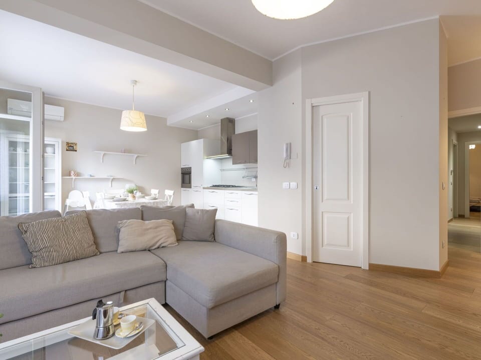 Furniture, Property, Couch, Wood, Floor, Architecture, Flooring, Shade, Beige