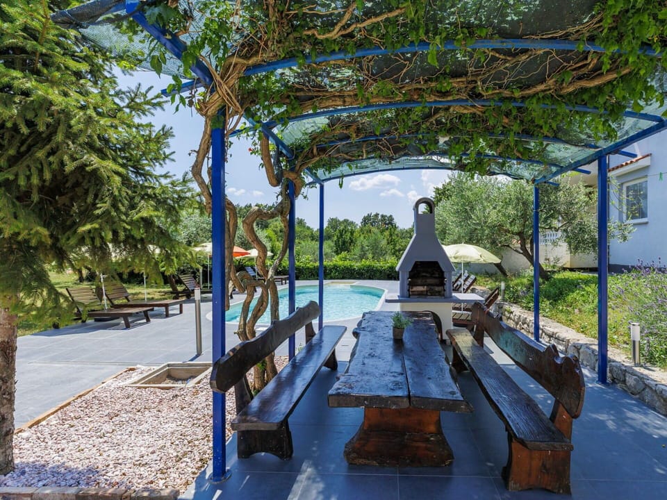 Blue, Shade, Garden, Leisure, Landscaping, Outdoor Structure, Outdoor Furniture, Bench, Pergola, Backyard
