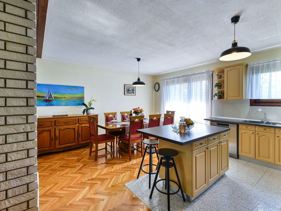 Cabinetry, Property, Furniture, Countertop, Table, Wood, Interior Design, Sink, Floor, Flooring