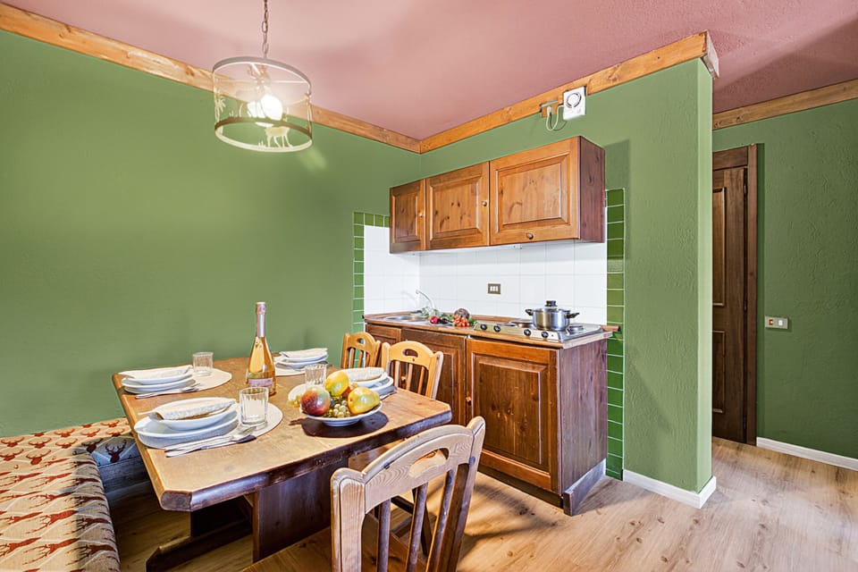 Kitchen and dining area