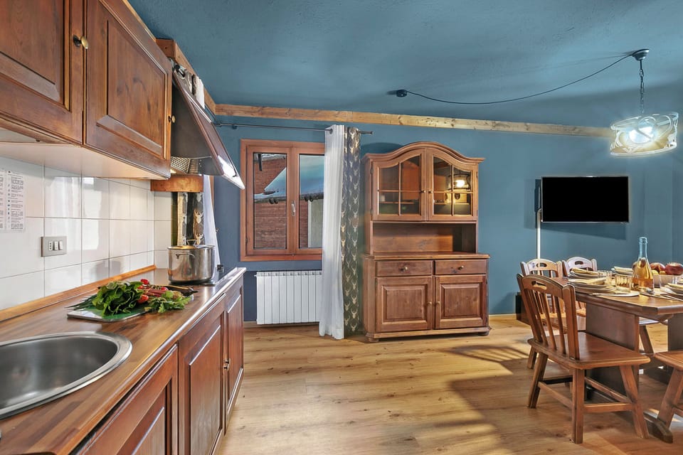 Kitchen and dining area