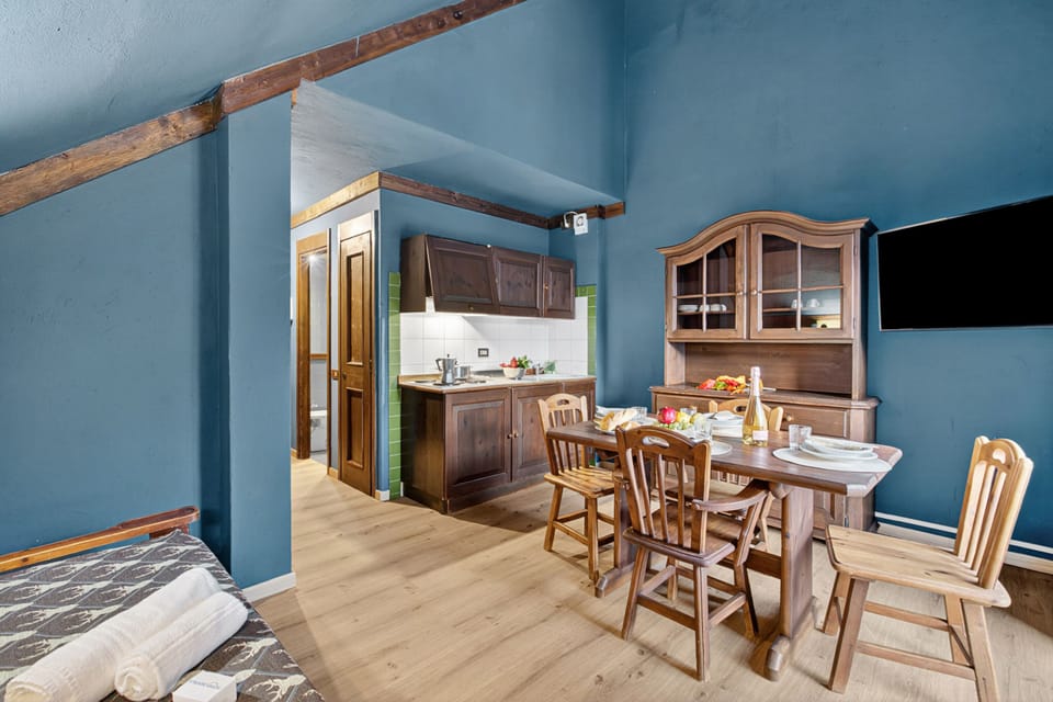 Kitchen and dining area